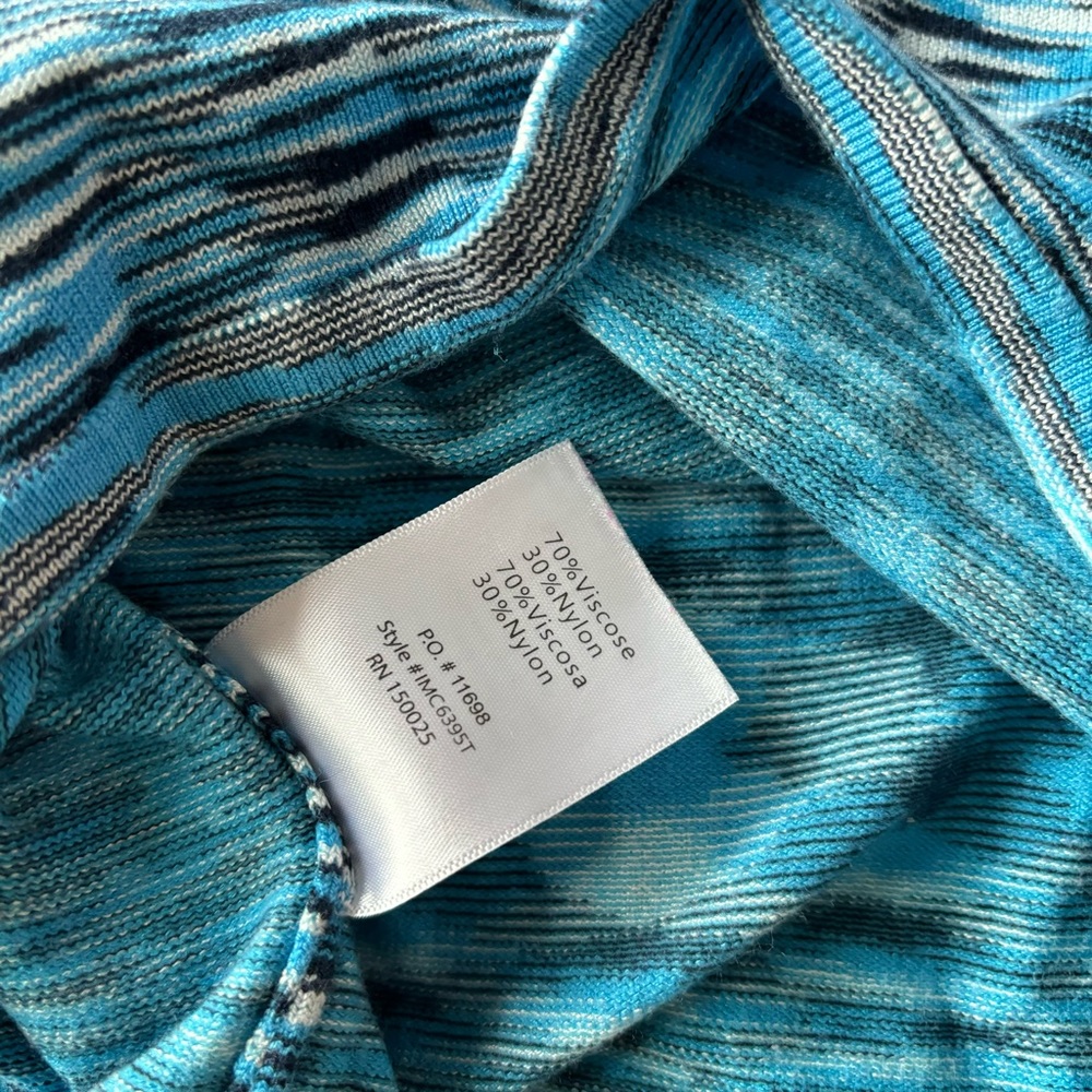 knit top 🔹 - Picture 4 of 4